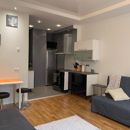 Big Studio Close To Center With Wifi เฮลซิงกิ ภายนอก รูปภาพ